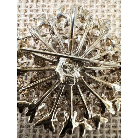 Vintage Liz Claiborne Red Rhinestone Brooch - Picture 4 of 5